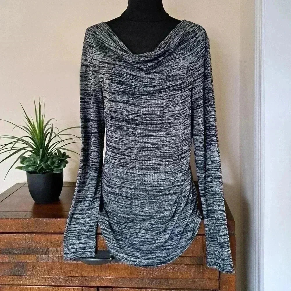 Banana  Republic Long Sleeved Sweater Cowl Neck Heathered Grey Black Size M